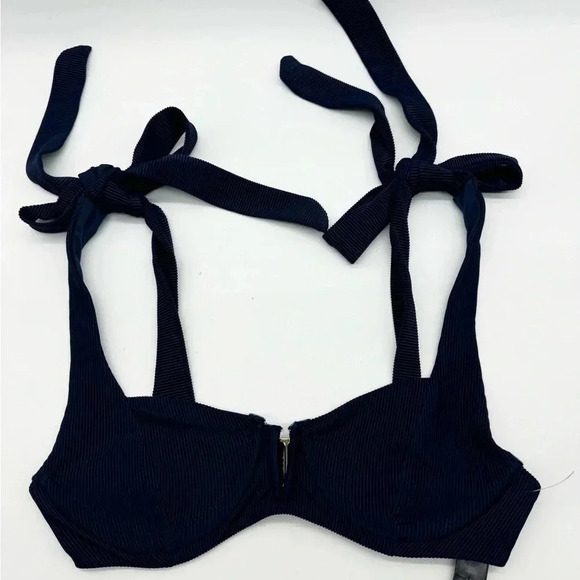 Beach Riot Blair Bikini Top in Navy Small B1483 - Picture 4 of 6